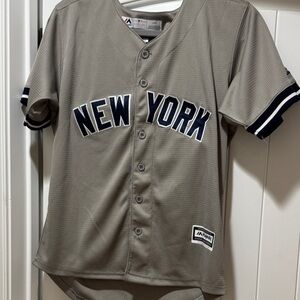 Majestic NY Kids Baseball Jersey with Navy Trim #42 Rivera Excellent condition